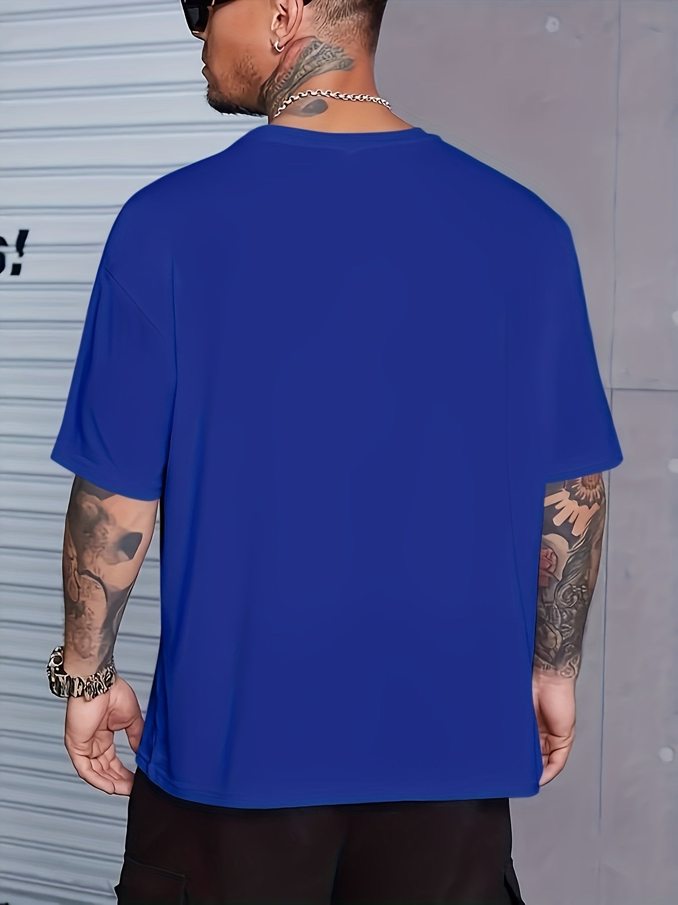 Plus Size Men's "Heavy Weights" Graphic Print T-shirt