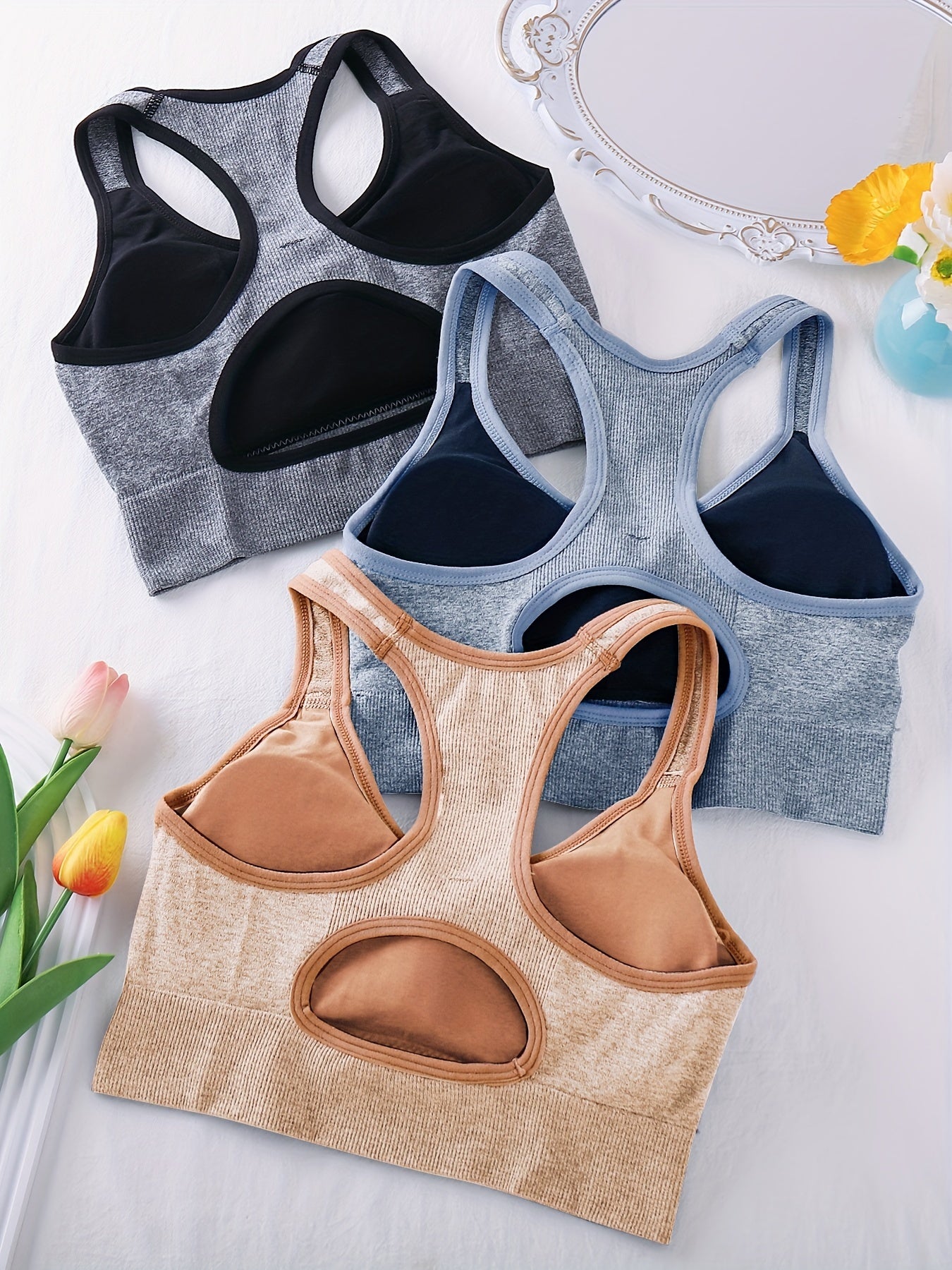 3-Pack Women's Sports Bras, Seamless Racerback Yoga Fitness Tank Tops,