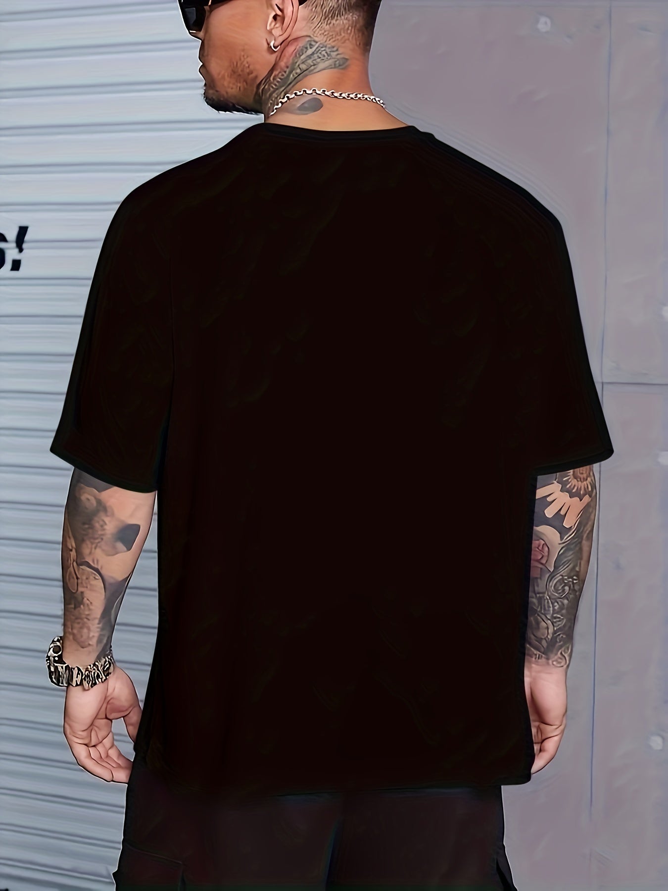 Plus Size Men's "Heavy Weights" Graphic Print T-shirt